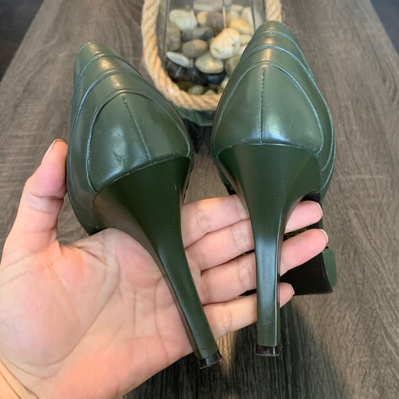 BAKERS Green Suede Leather Combo Pointed Heels 10 - Picture 10 of 11